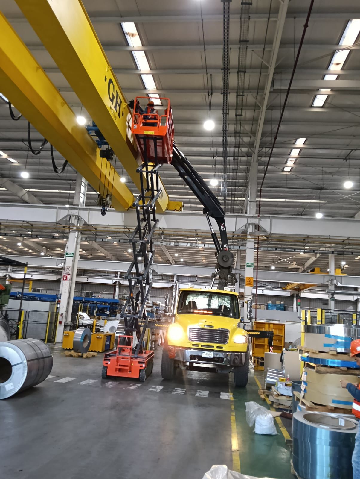 Grúas Articuladas Marin renta de grúas articuladas Marin